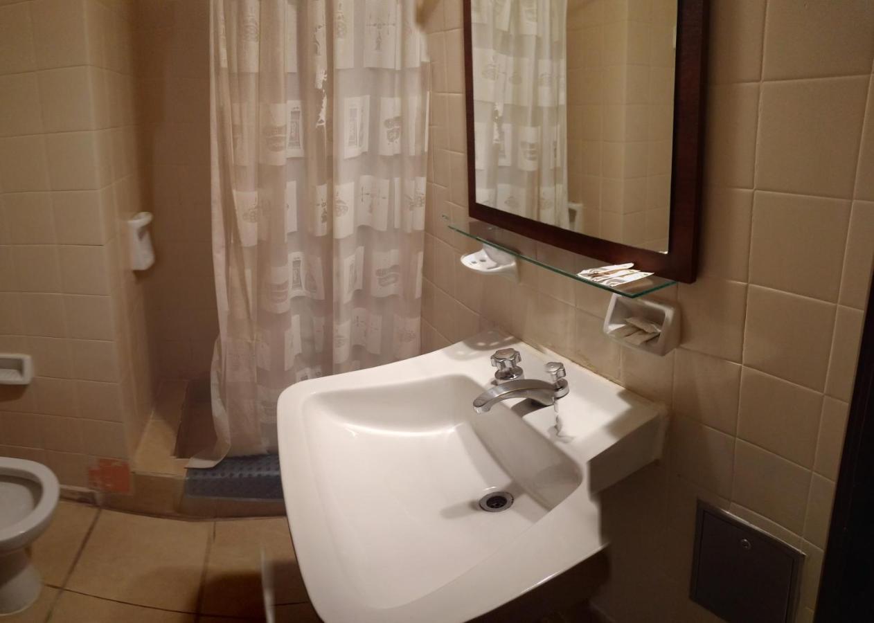Crystal Hotel Σάλτα Εξωτερικό φωτογραφία